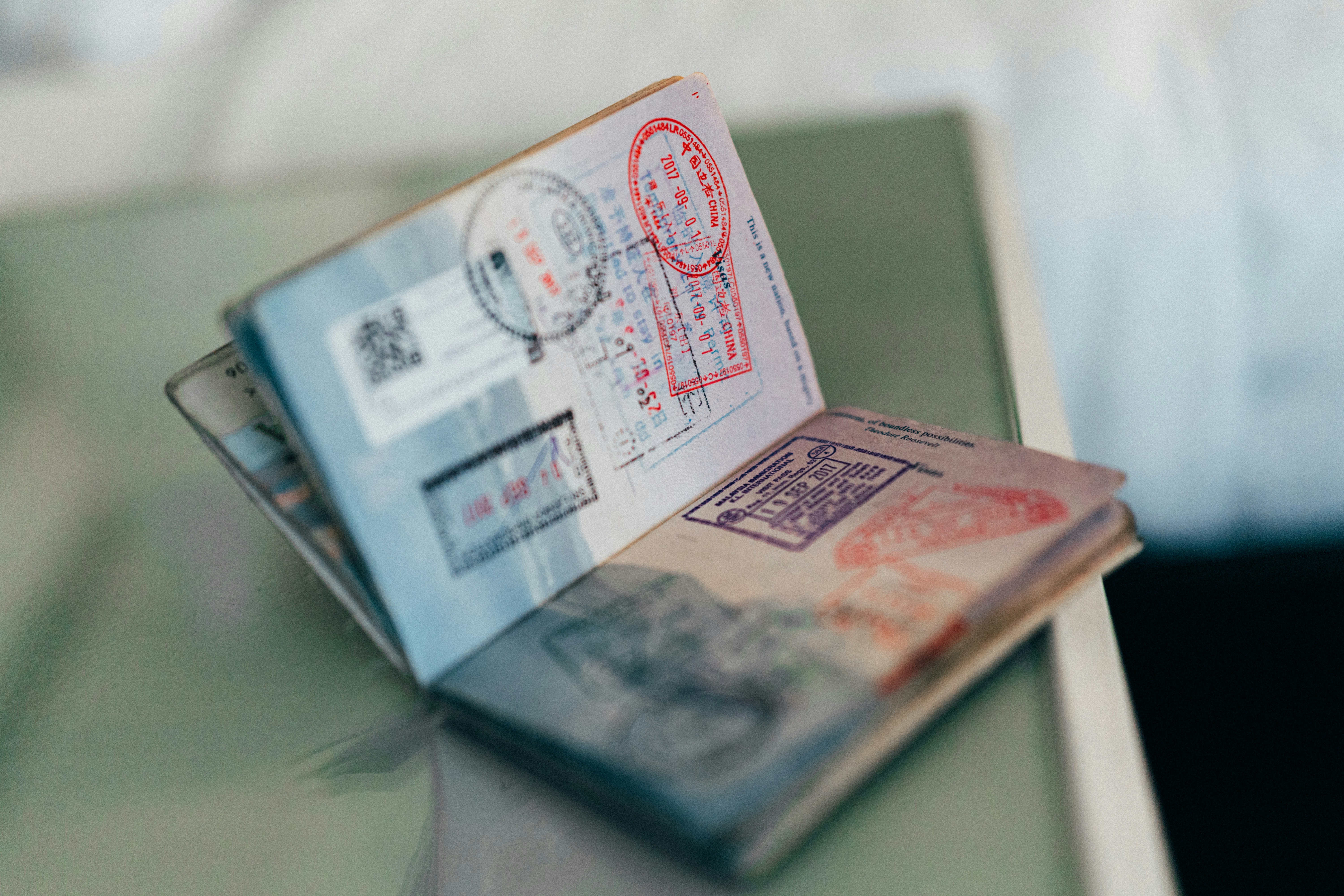 Documents immigration Canada délais IRCC soumission